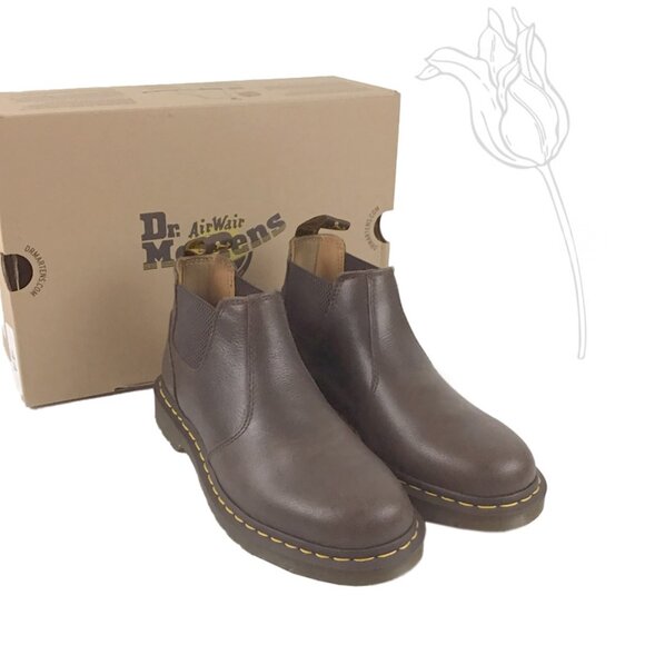 Dr. Martins 2976 Lo Rogue Leather Chelsea Boots - Picture 2 of 10